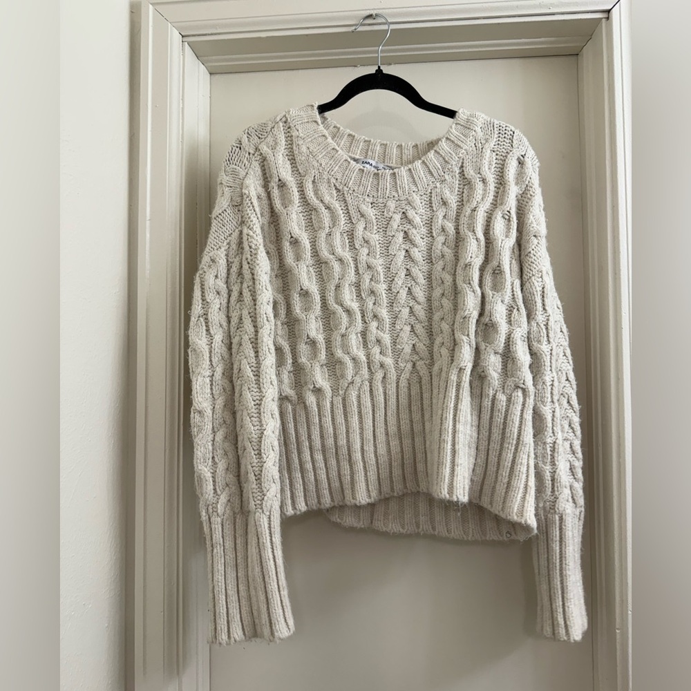 ZARA Cozy Cable Knit Sweater